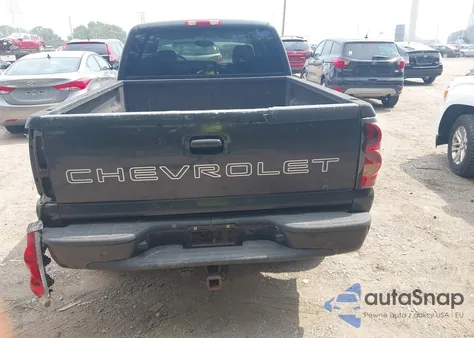 2005 Chevrolet Silverado 1500 z USA, uszkodzony, nr VIN 1GCEK19Z55Z144136